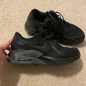 Women’s Nike Air Max Black Size 8